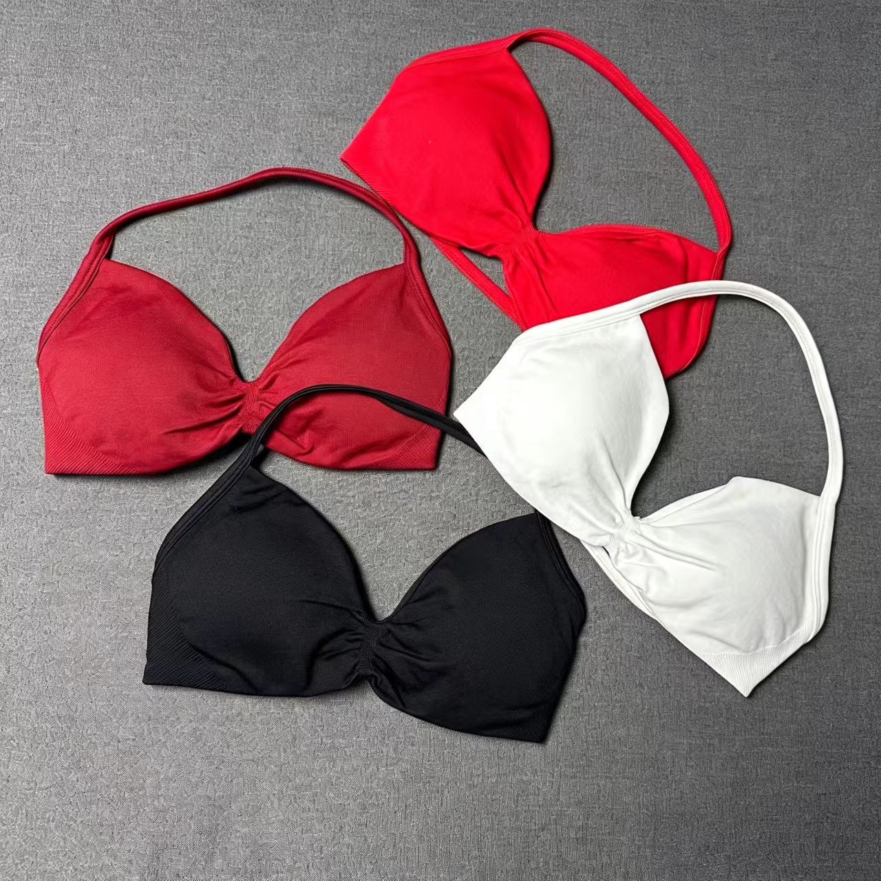 DF Sports Bra Push Up Strappy  - Plunge Bra Push Up 评论和价格